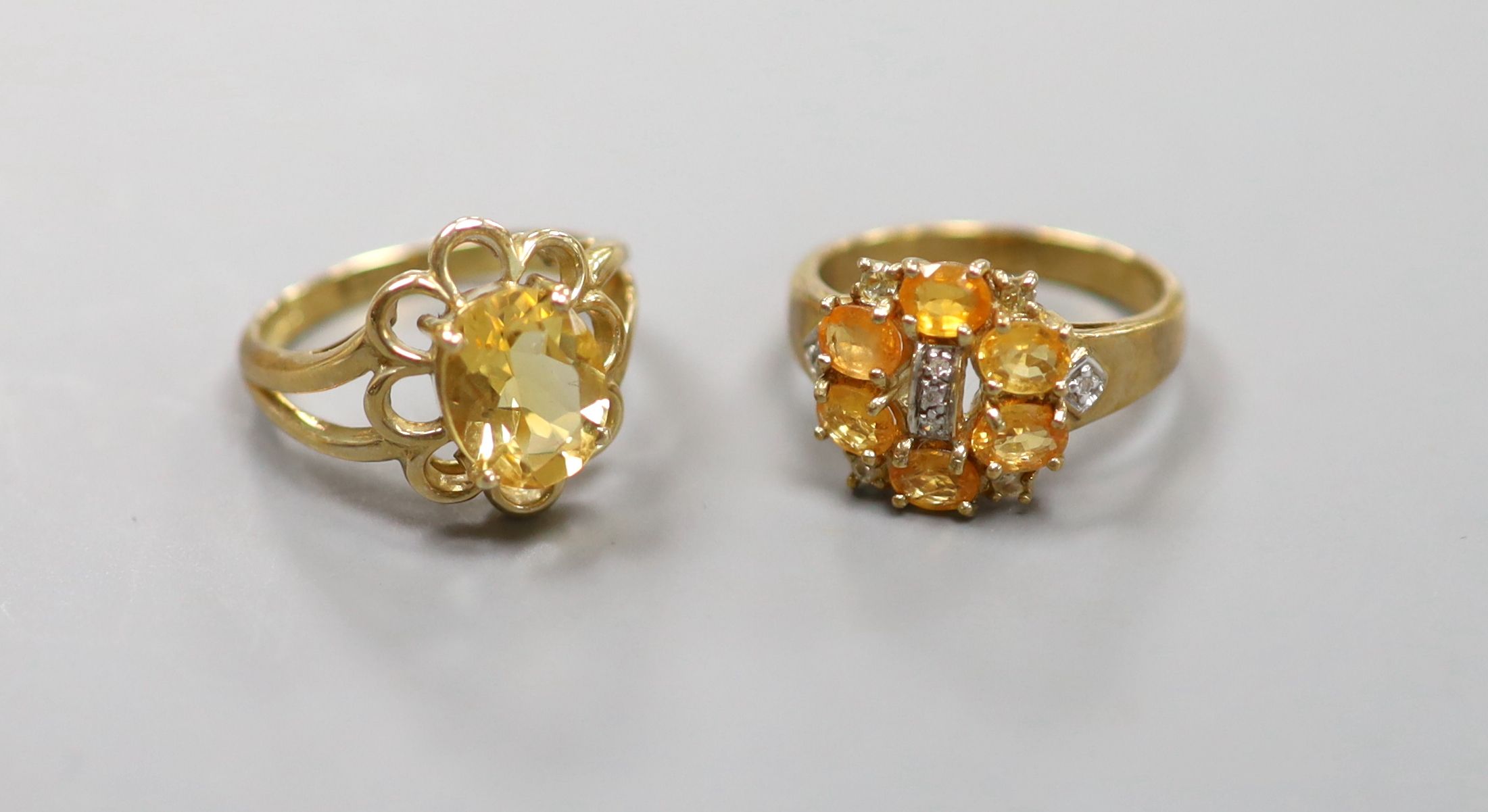 Two 9ct gold citrine set rings